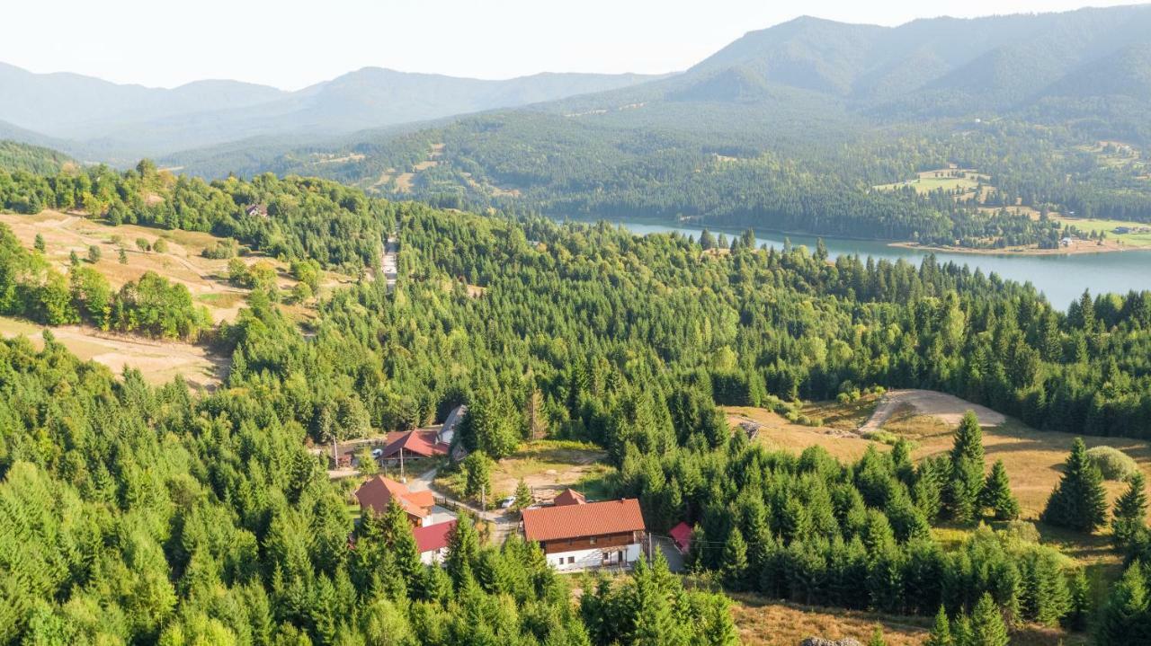 Pensiunea Ily Colibiţa Exterior foto